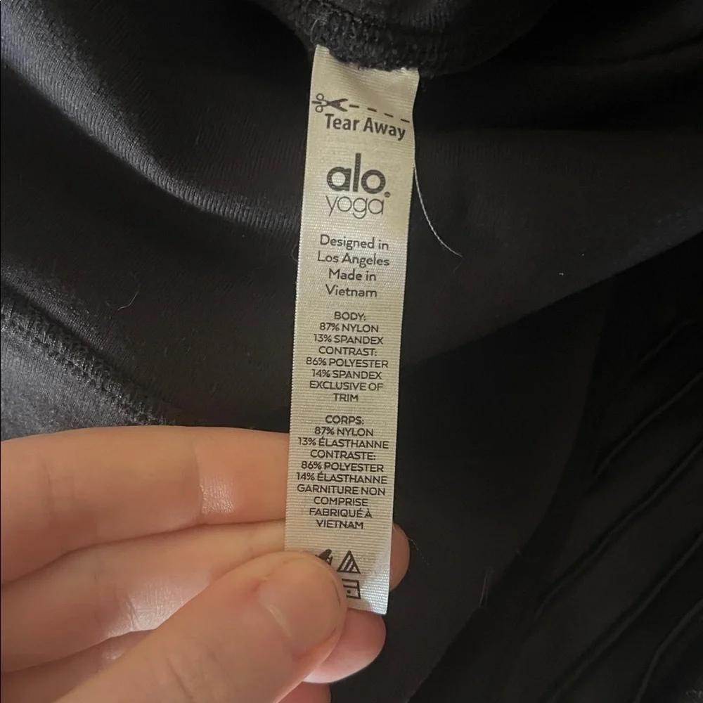 WOMEN’S MEDIUM ALO YOGA HIGH WAIST MOTO LEGGINGS